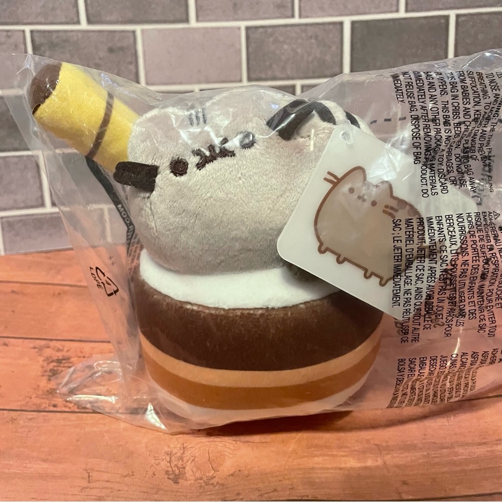 Pushers Cat-puccino Plush